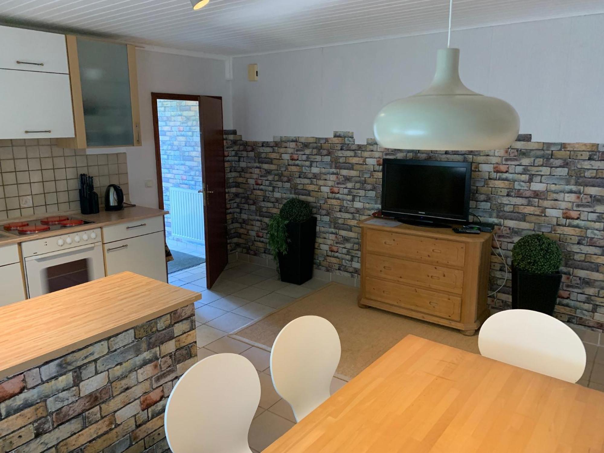 Im Teutoburger Wald / Muensterland - - Guetersloh -bielefeld - Muenster Apartment